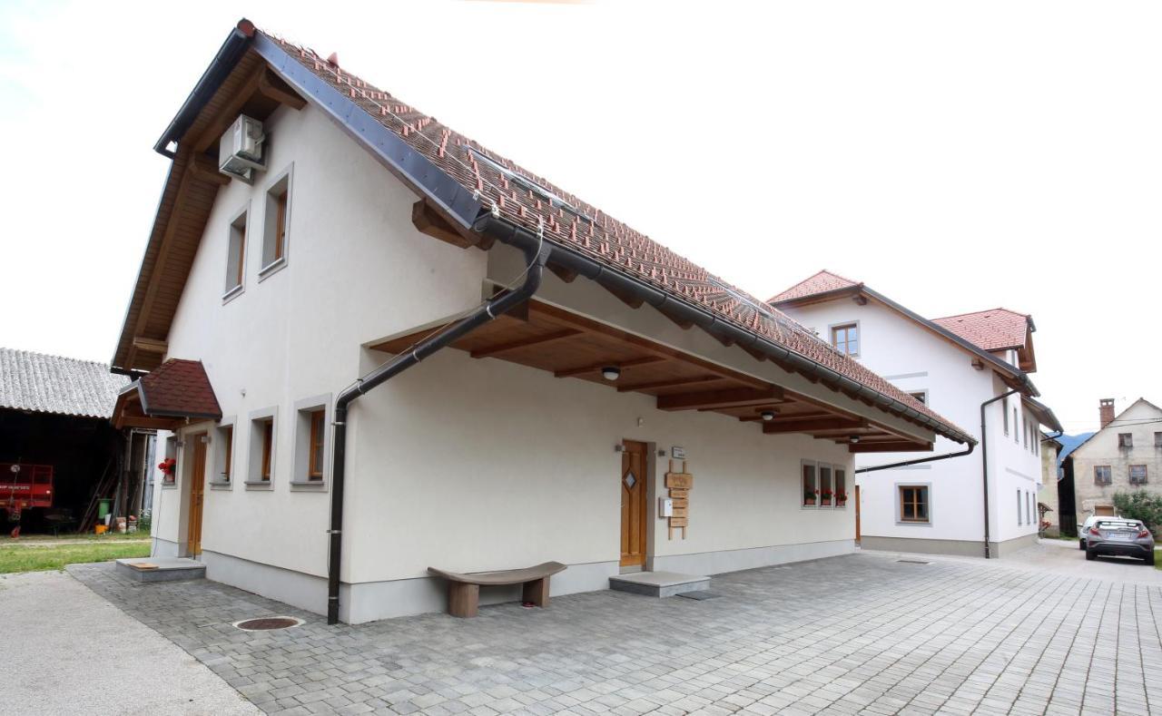 Apartments Vrdjan Cerknica Ngoại thất bức ảnh
