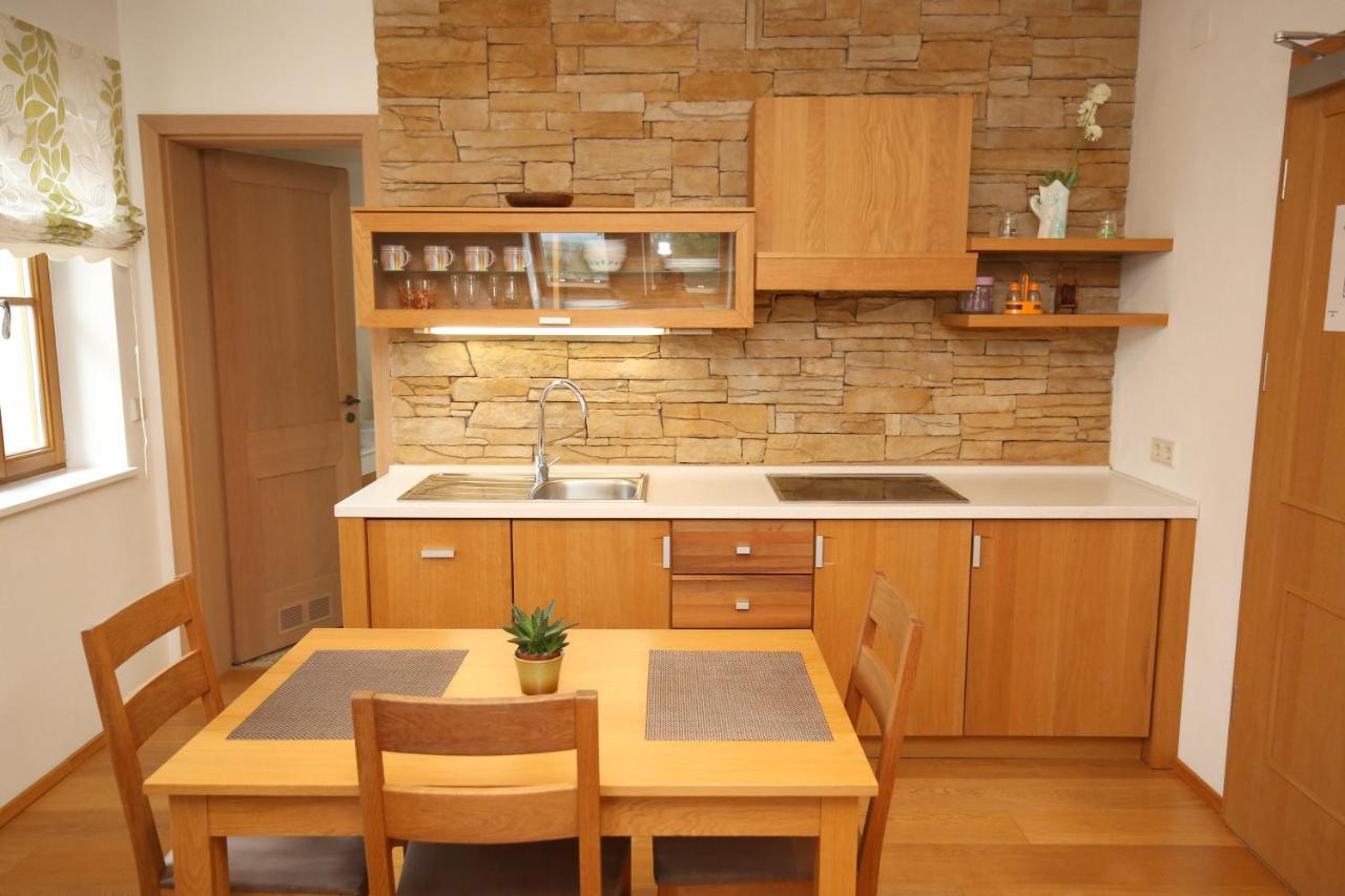 Apartments Vrdjan Cerknica Ngoại thất bức ảnh