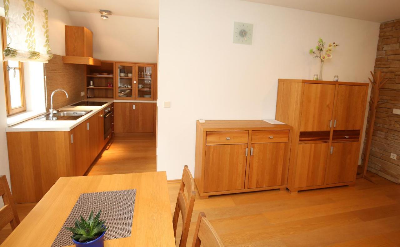 Apartments Vrdjan Cerknica Ngoại thất bức ảnh