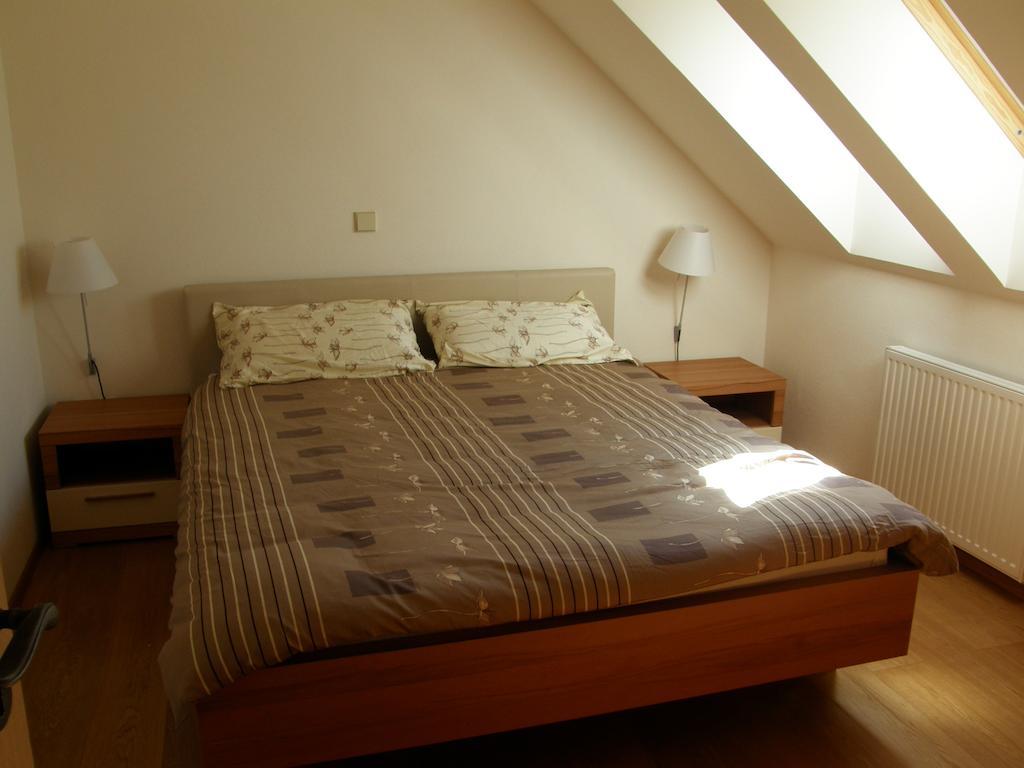 Apartments Vrdjan Cerknica Phòng bức ảnh