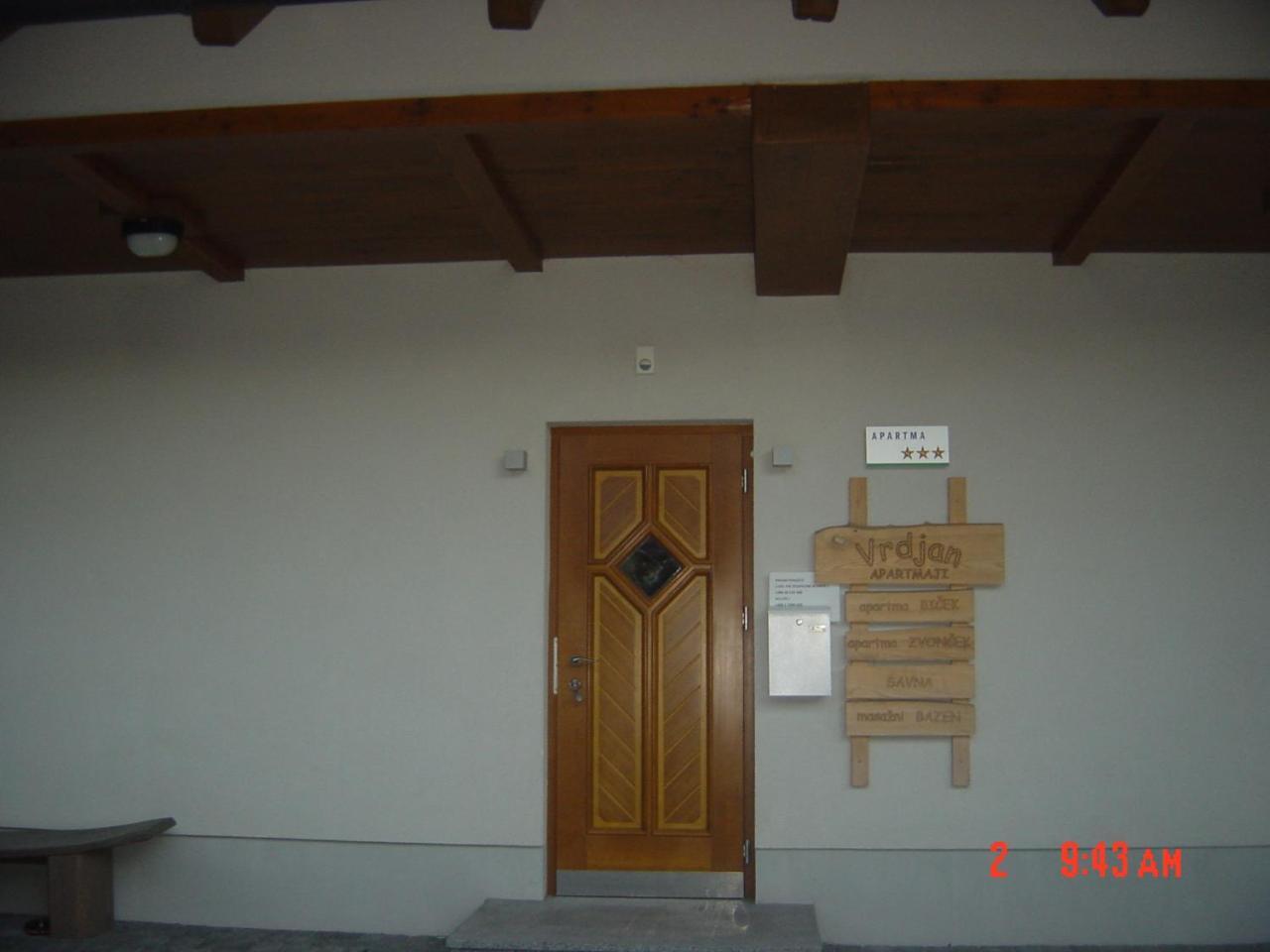 Apartments Vrdjan Cerknica Ngoại thất bức ảnh